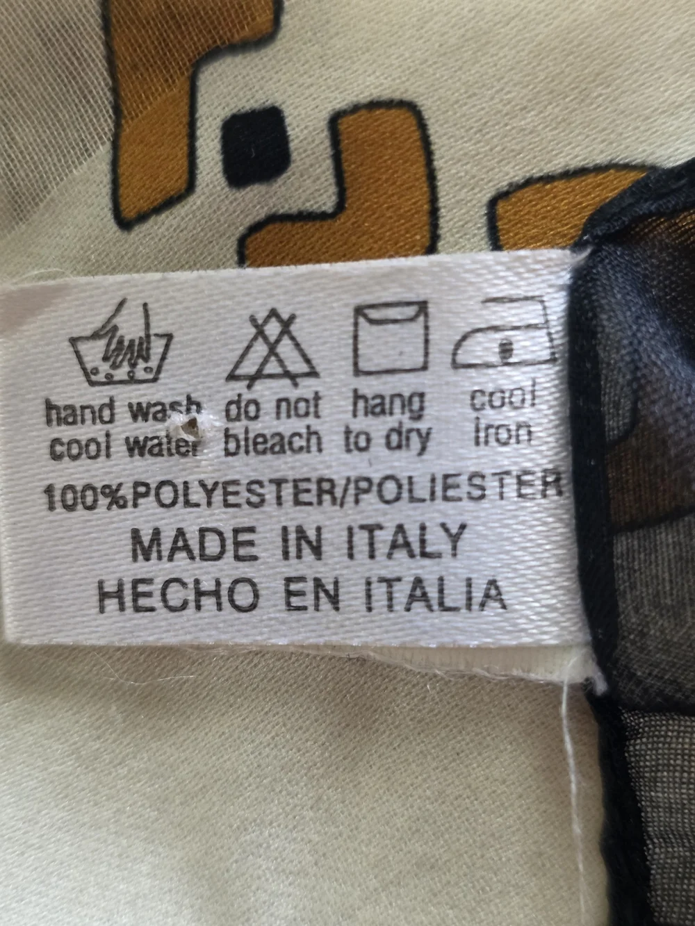 VTG Symphony Scarfs Safari Wildlife Square Scarf Italy 23